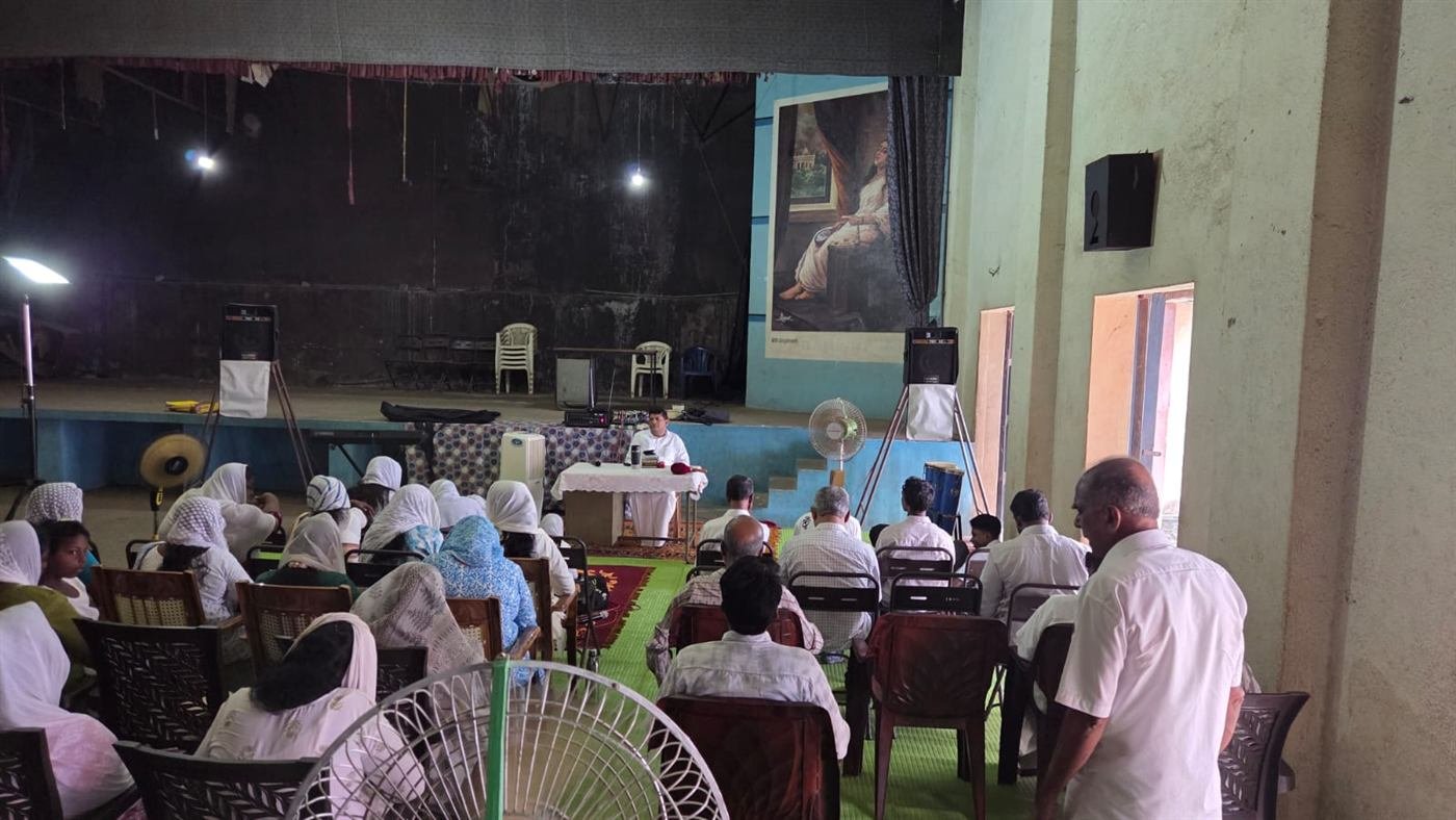 Congregation at the convention